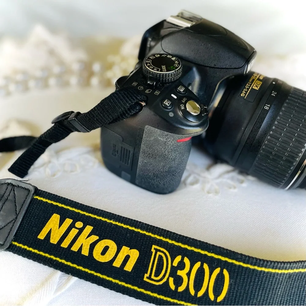 NIKON DX D3100 DSLR | LOWEPRO EX 160 DSLR CAMERA BAG | ADDITIONAL LENSES